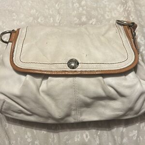 🌸🌸🌸COACH Leather Purse🌸🌸🌸👜